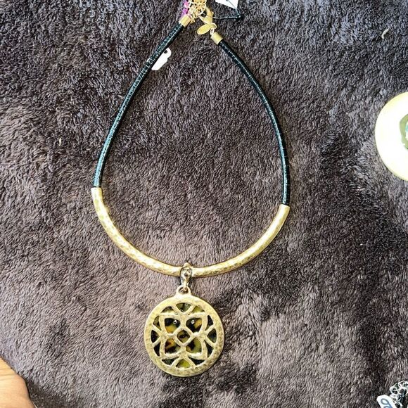 NWT Chicos bib statement pendant - Picture 5 of 6